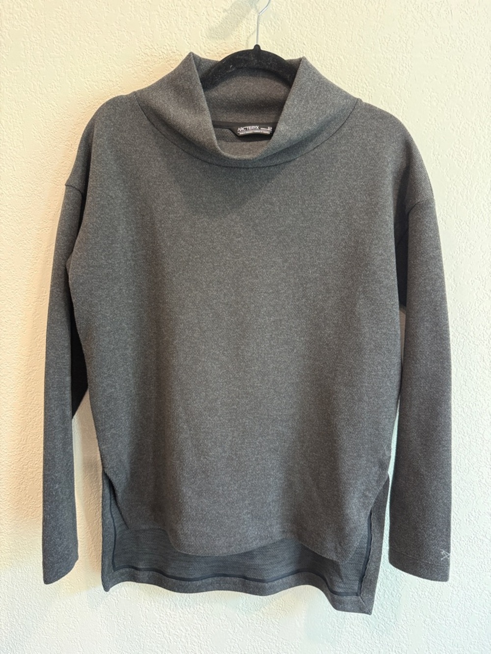 Arc'teryx Women's Charcoal Funnel Neck Pullover Sweater
